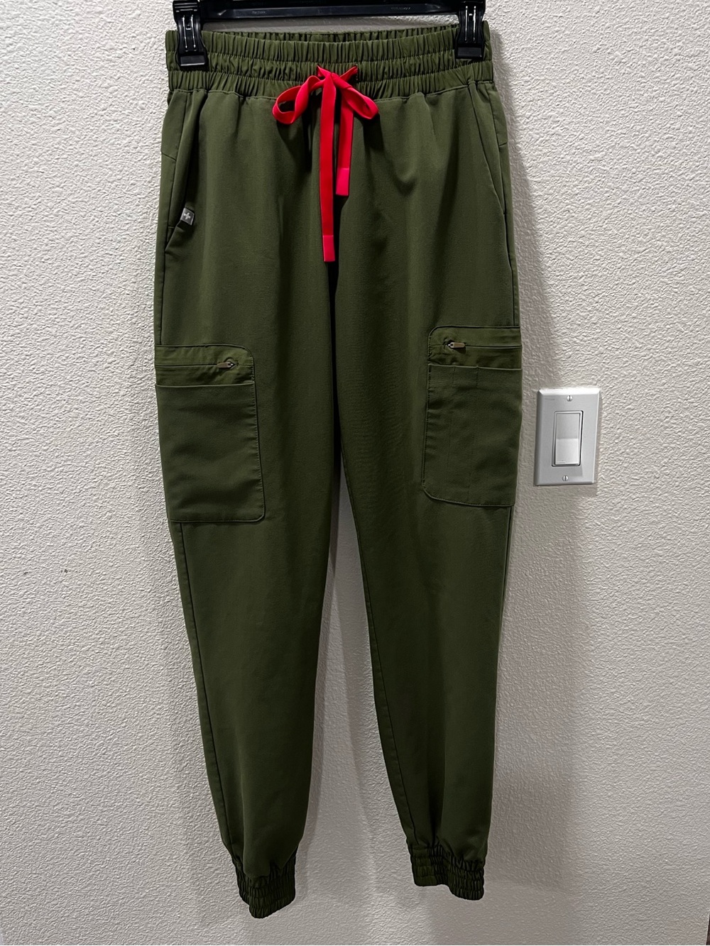 Figs Technical Collection Uman Relaxed Jogger Scrub Pants Women's Size XS Green